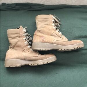 Tan Combat Boots, Marine Corps McRae size 10 regular